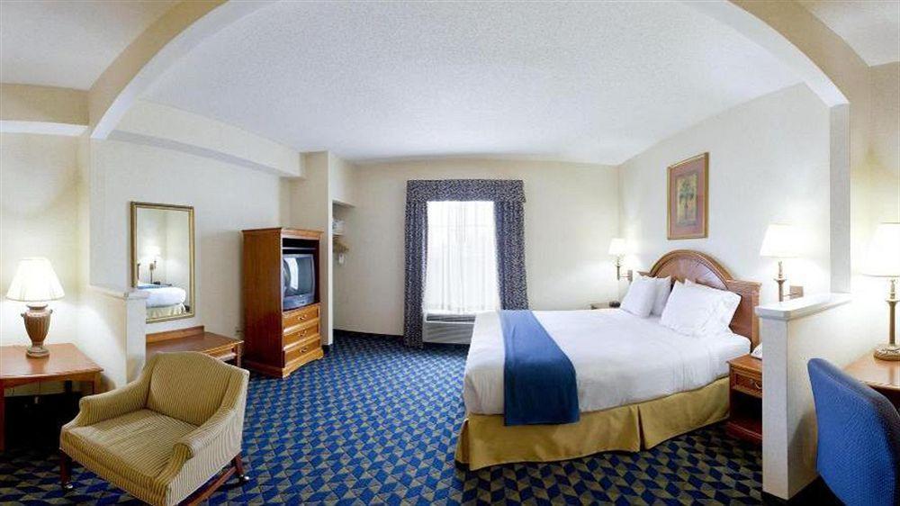 Armoni Inn & Suites オレンジバーグ エクステリア 写真