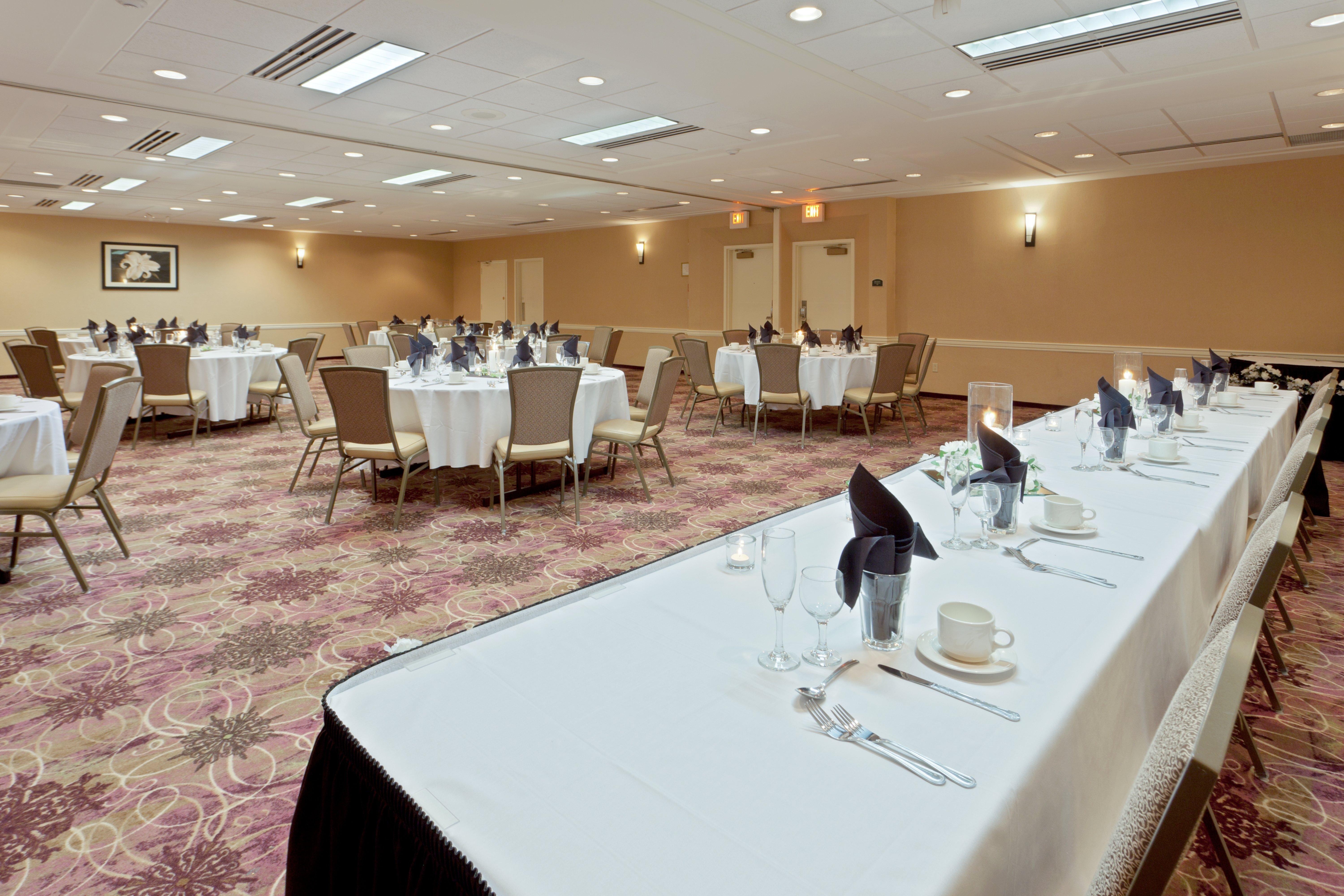 Armoni Inn & Suites オレンジバーグ エクステリア 写真