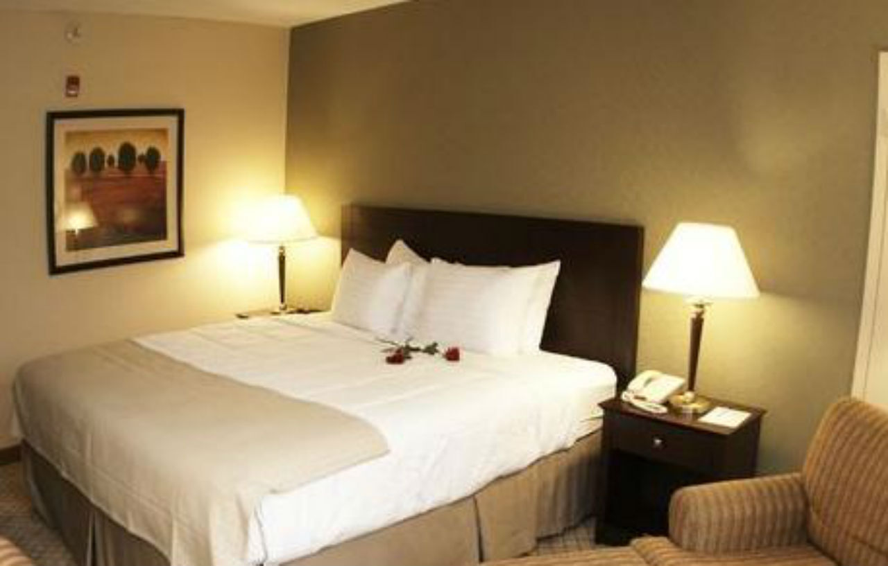 Armoni Inn & Suites オレンジバーグ エクステリア 写真
